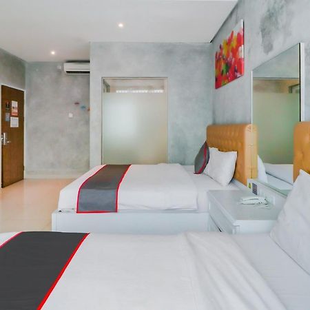 Super Oyo Collection O 31 The Batik Bed And Coffee Bandung Hotel Bagian luar foto