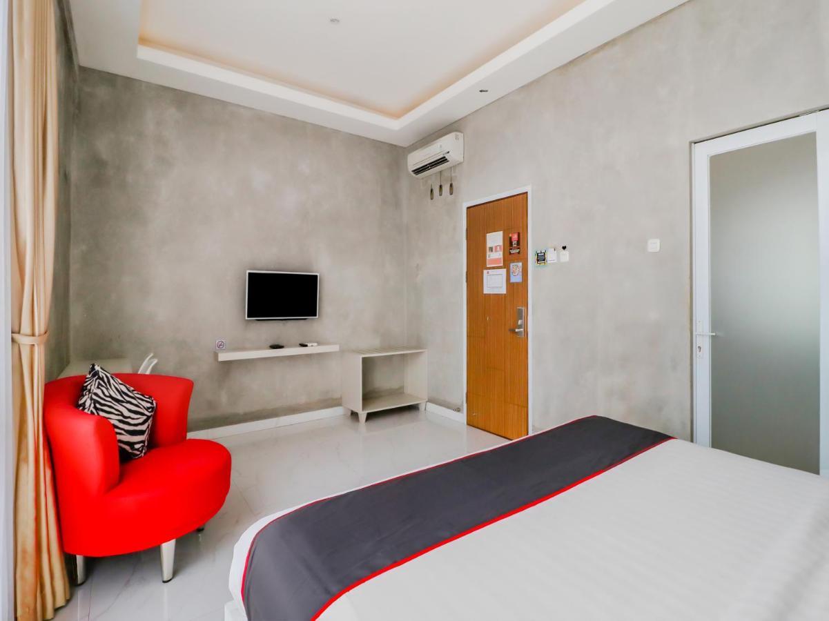 Super Oyo Collection O 31 The Batik Bed And Coffee Bandung Hotel Bagian luar foto